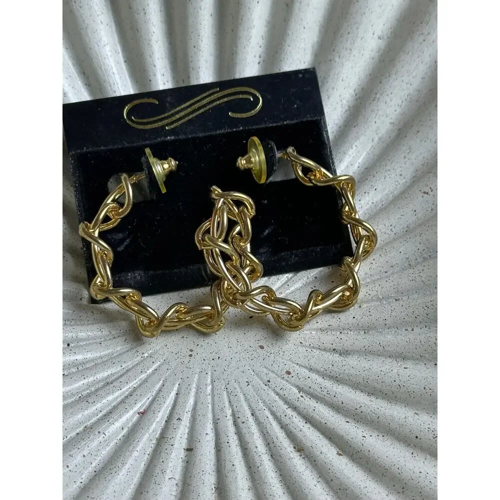 BOGO FREE Retro VTG torrid gold Barb wire hoop earrings